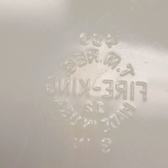 Vintage Fire King peach lusterware pie dish 8: - Picture 5 of 5